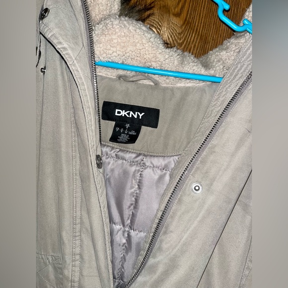 DKNY FUR Suede Coat 🧥🫶🏻 - Picture 3 of 11